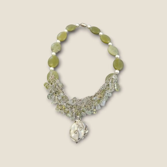 Handmade Green Gemstone & Pearl Necklace With Wire-Wrapped Blister Pearl Pendant - Picture 3 of 4